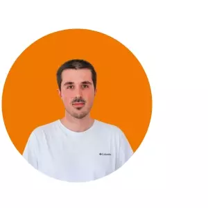 Portrait of Steph, recruiter at ORANJEGROEP